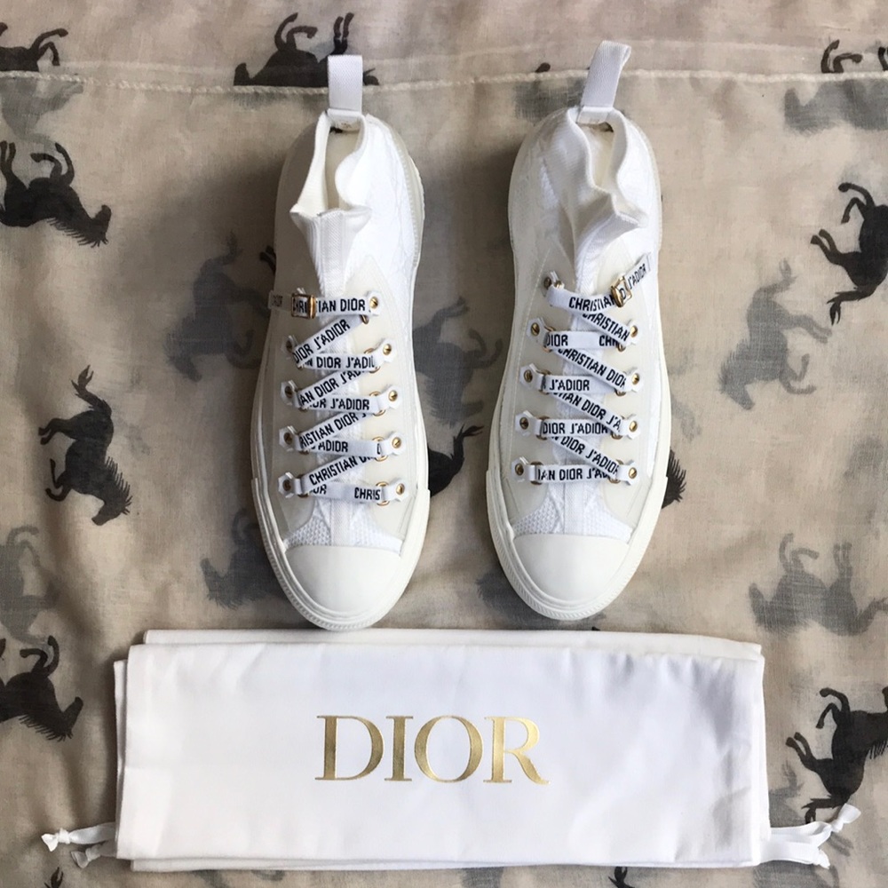Dior “Walk N Dior” Sneaker size 9.5 Brand New